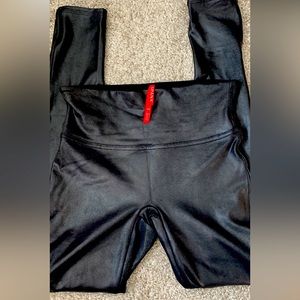 Spanx faux leather leggins